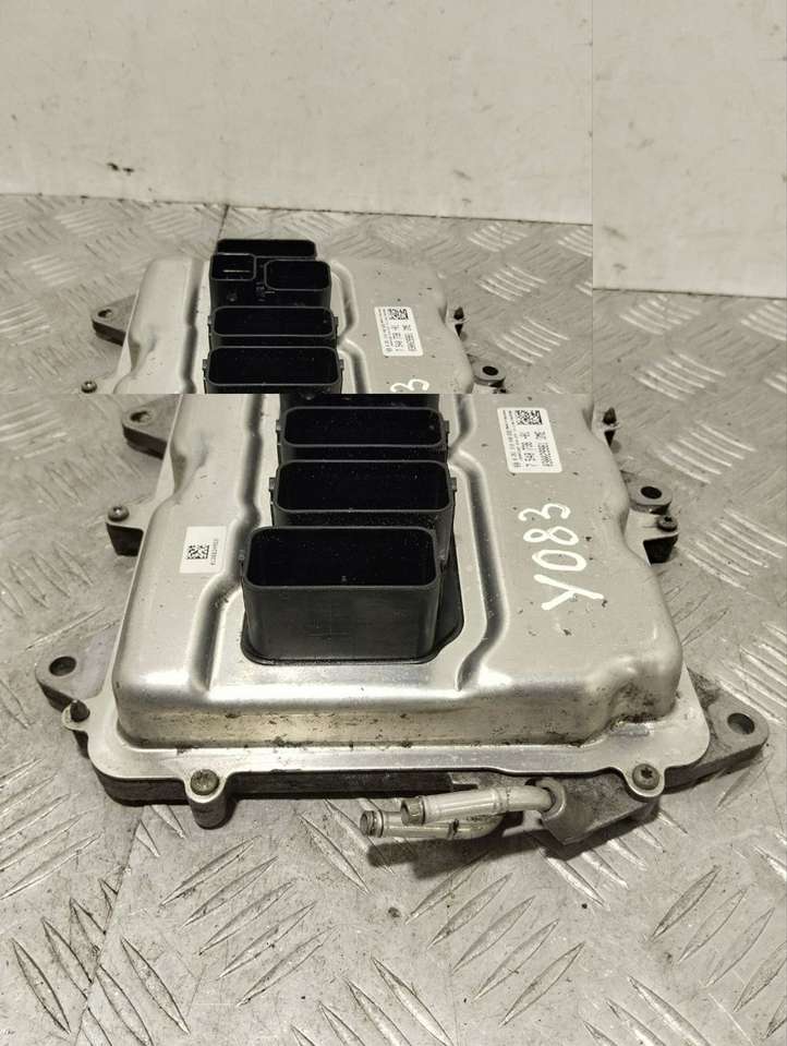 BMW 7 F01 F02 F03 F04 (2008 - 2016)  7540738 Блок управления двигателя