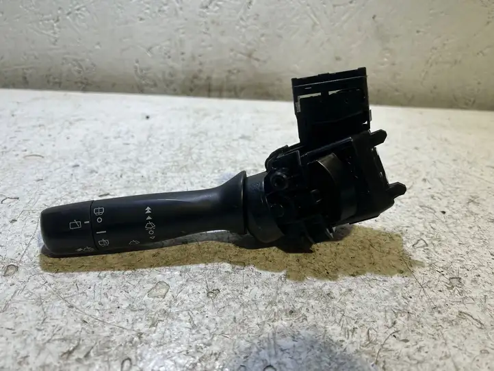 Toyota Yaris (2005 - 2009) 17F003LH Переключатель стеклоочистителей — фото 1