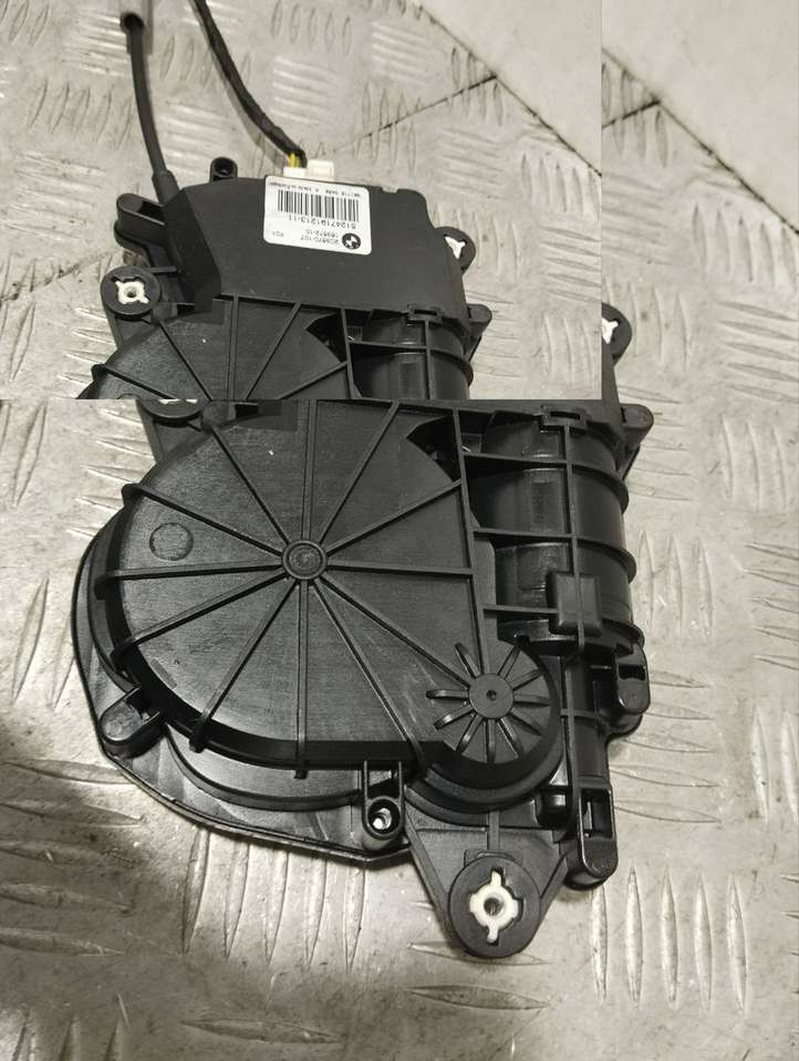 BMW 7 F01 F02 F03 F04 (2008 - 2016)  966929 Замок задней крышки