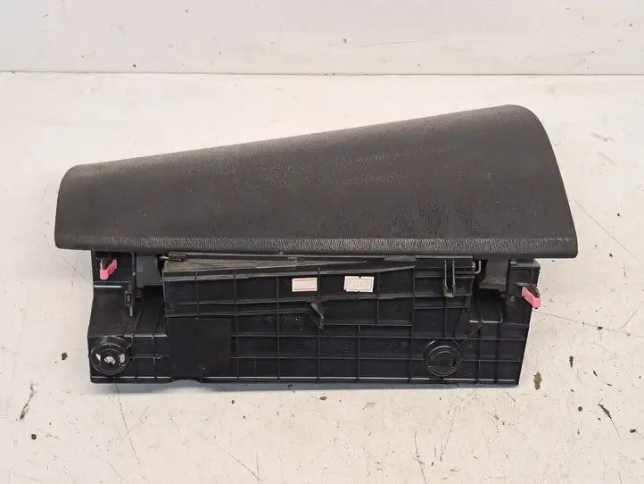 Toyota Prius (XW20) (2003 - 2009) 5553147050 Крышка бардачка — фото 1