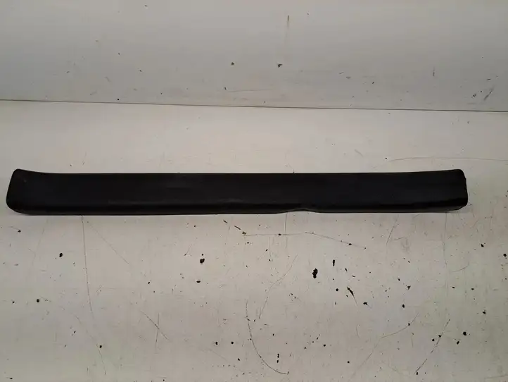 Toyota Yaris (2014 - 2019) 679140D100 Внутренняя отделка переднего порога — фото 1