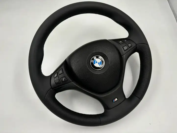 BMW X5 E70 (2006 - 2013) Руль — фото 1