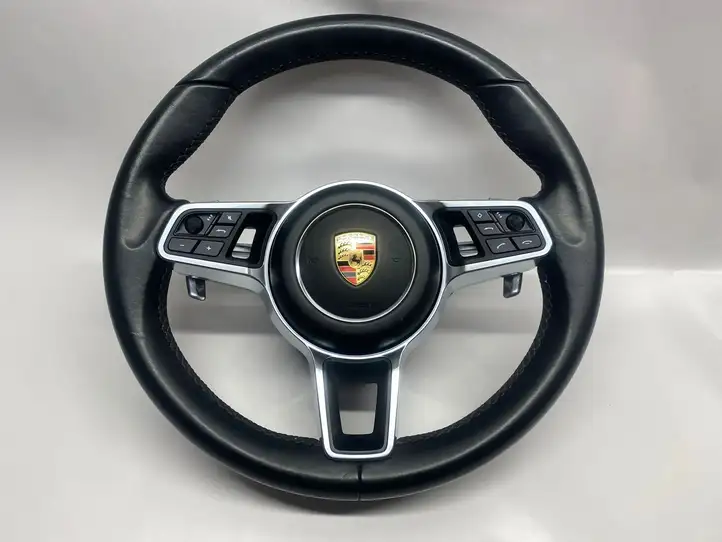 Porsche Cayenne (9Y0 9Y3) (2018 - ) Руль — фото 1