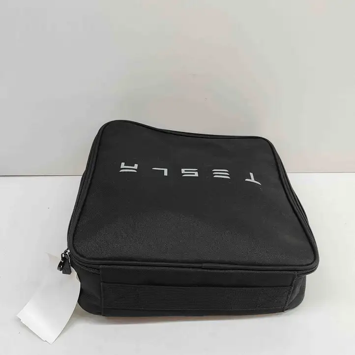 Tesla Model Y (2019 - 2024) 112125400G Кабель для зарядки электромобилей — фото 3