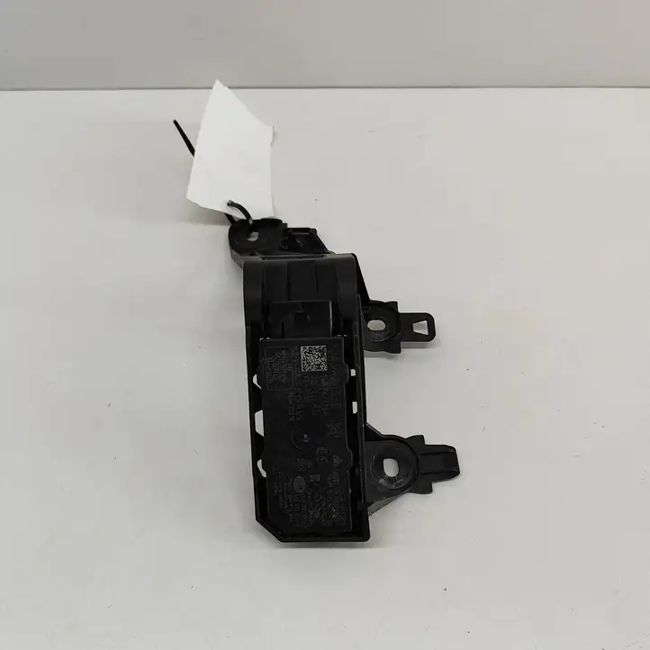 Volkswagen ID.3 (2019 - ) 5WA962133D Антенна бесключевого доступа — фото 2