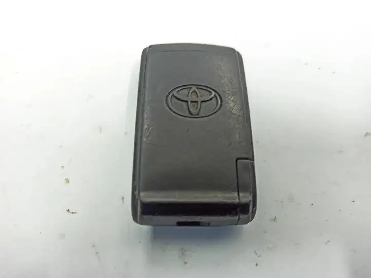 Toyota Prius (XW20) (2003 - 2009) 8998147130 Комплект системы зажигания — фото 4