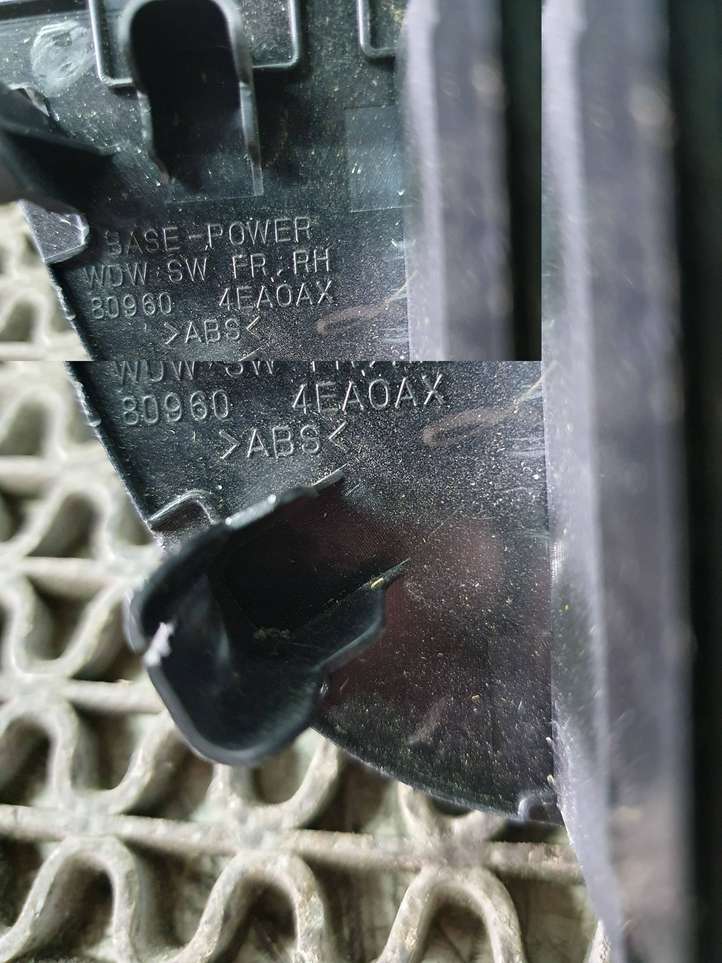 Nissan Qashqai (2013 - 2017)  809604EA0AX Кнопка стеклоподъемников