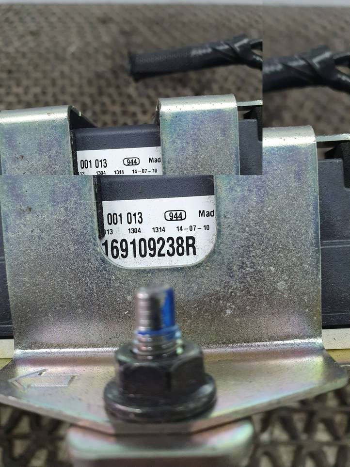 Nissan Qashqai (2013 - 2017)  169109238R Блок управления топливного насоса