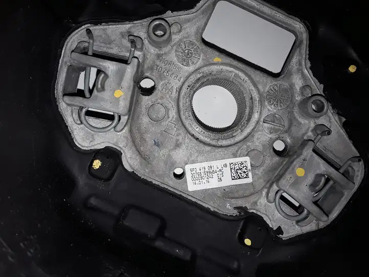 Seat Leon (5F) (2012 - 2019) 5F0419091L Руль — фото 3