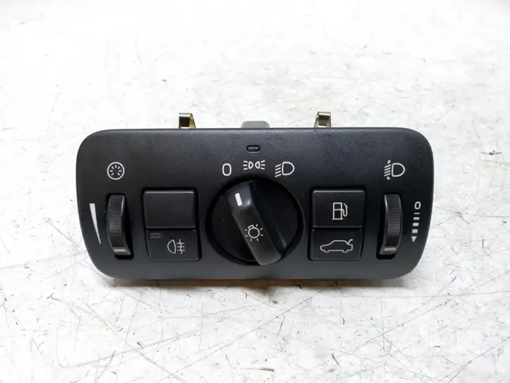 Volvo XC60 (2008 - 2013) 30739413 Включатель фонарей — фото 1