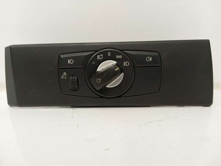 BMW 5 E60 E61 (2004 - 2010)  6988565 Включатель фонарей