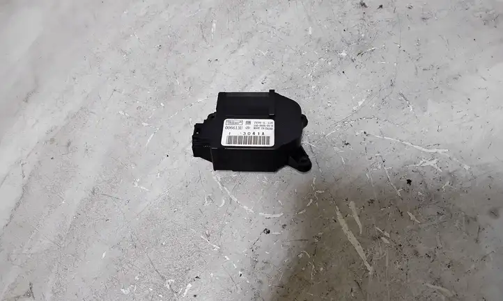 Opel Vectra C (2002 - 2005) 006613U Двигатель задвижки потока воздуха — фото 1