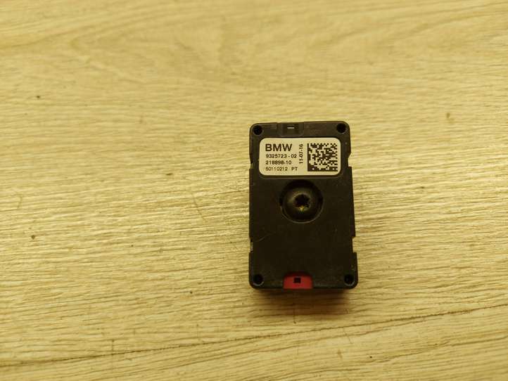 BMW 3 F30 F35 F31 (2012 - 2018)  21889810 Антенна (антенна GPS)