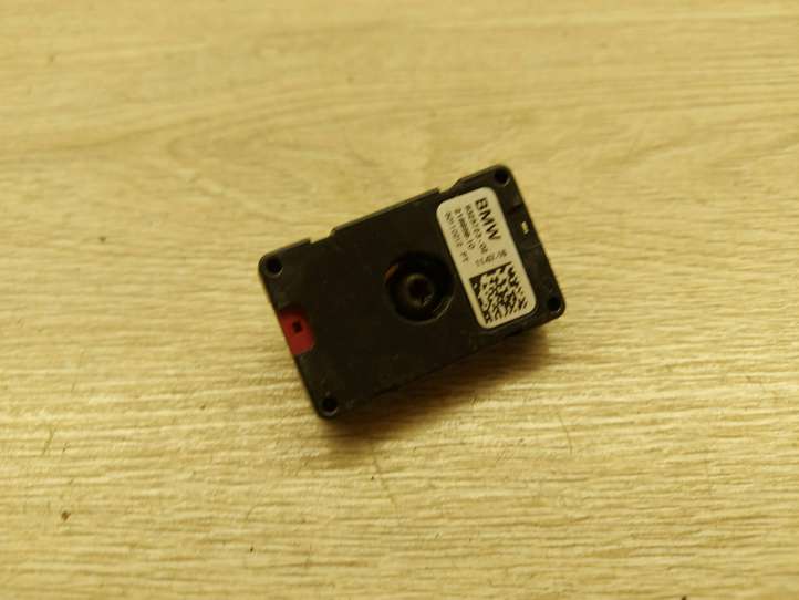 BMW 3 F30 F35 F31 (2012 - 2018)  21889810 Антенна (антенна GPS)