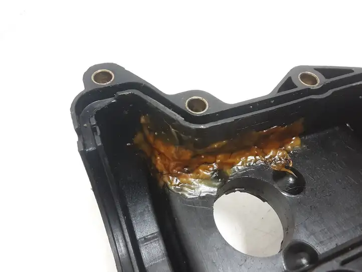 Volvo S80 (2006 - 2009) 08675978 Крышка головки блока цилиндров — фото 5
