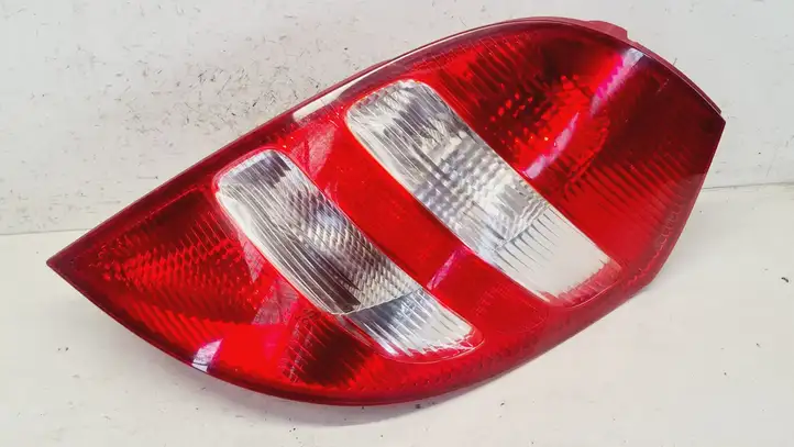Mercedes-Benz A W169 (2004 - 2012) 1698200464 Задний фонарь в кузове — фото 1
