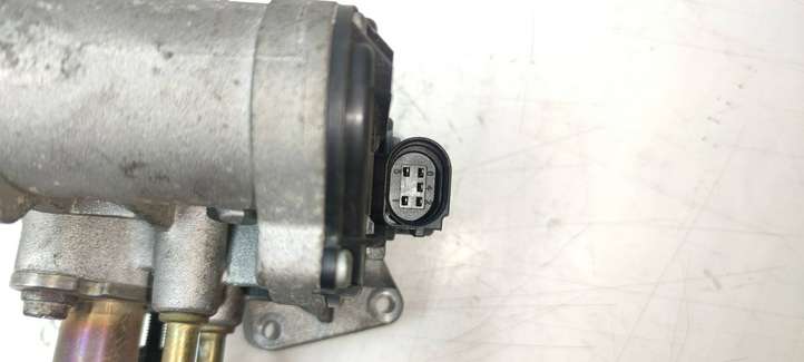 Volkswagen Golf IV (1998 - 2005)  03C131503B Клапан EGR