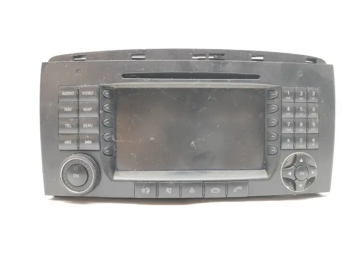 Mercedes-Benz R W251 (2005 - 2013) A2518200979 Магнитола / мультимедийная система — фото 1