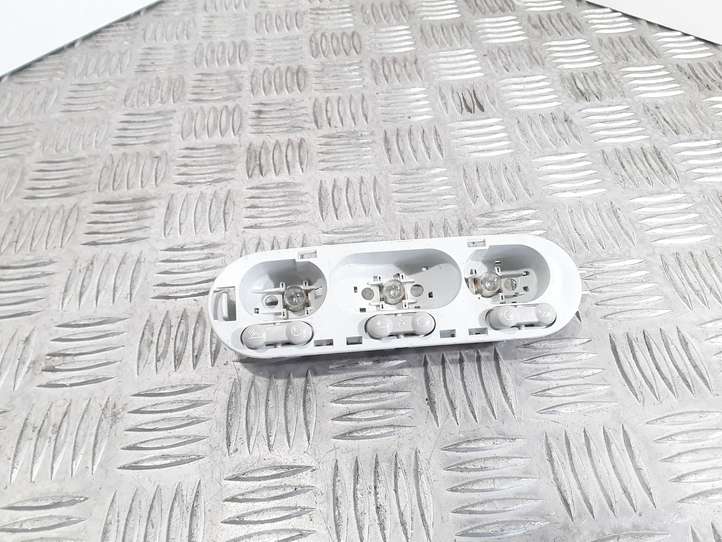 Nissan Qashqai (2006 - 2010)  8200073234 Другой фонарь салона