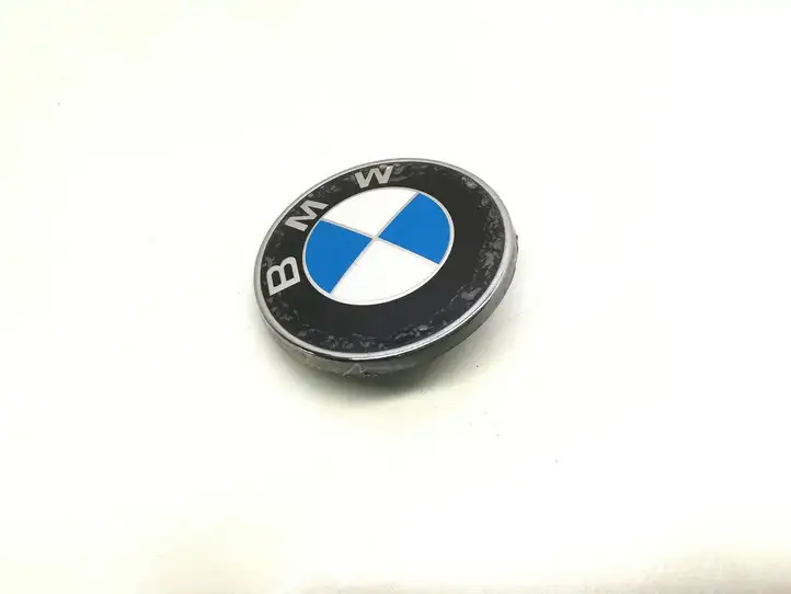 BMW 1 E82 E88 (2007 - 2014) 7166445 Эмблема модели — фото 1