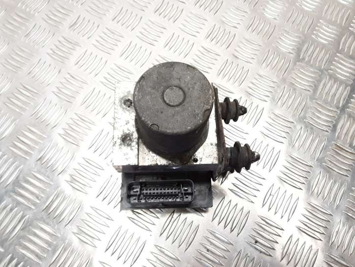 Audi A4 (2004 - 2009)  8K0907379 Блок ABS