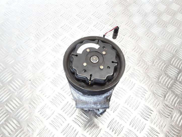 Volkswagen Polo (2005 - 2009)  6Q0820803G Компрессор (насос) кондиционера воздуха