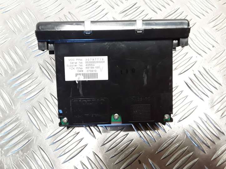 Volvo V50 (2004 - 2008)  69199100 Экран/ дисплей / маленький экран
