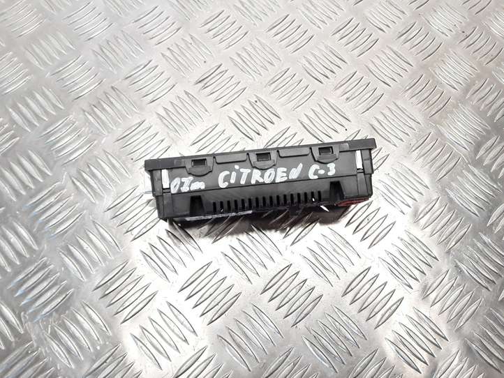 Citroen C3 (2002 - 2009)  96632560XT02 Экран/ дисплей / маленький экран