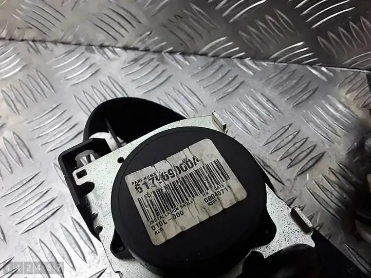 Nissan Juke I F15 (2010 - 2018) 617969900A Передний ремень безопасности — фото 3