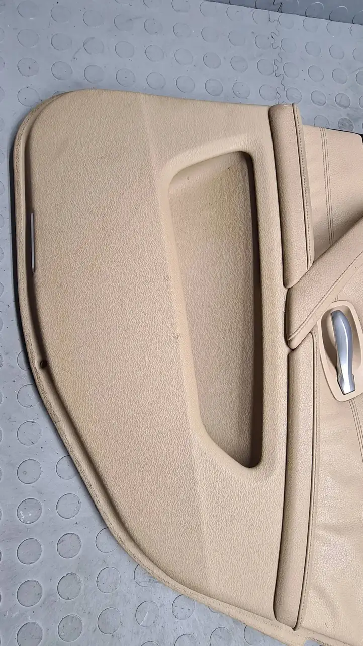 BMW 5 E60 E61 (2004 - 2010) 53830781 Обшивка задней двери — фото 2