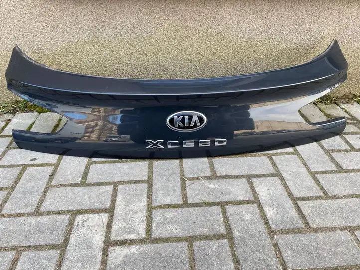Kia Xceed (2019 - 2022) 87311J7CA0 Обшивка багажника — фото 1