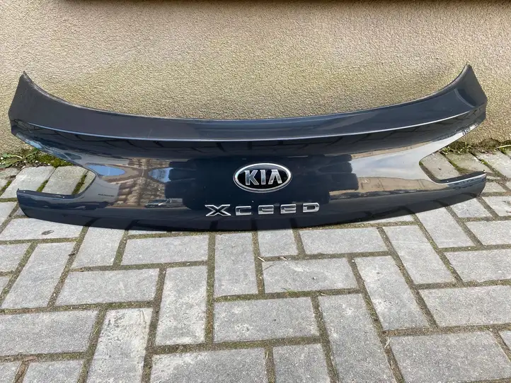 Kia Xceed (2019 - 2022) 87311J7CA0 Обшивка багажника — фото 4