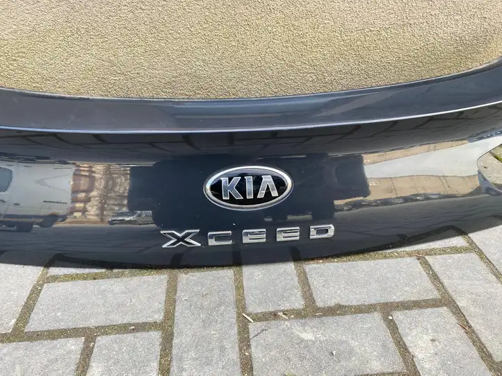 Kia Xceed (2019 - 2022) 87311J7CA0 Обшивка багажника — фото 8
