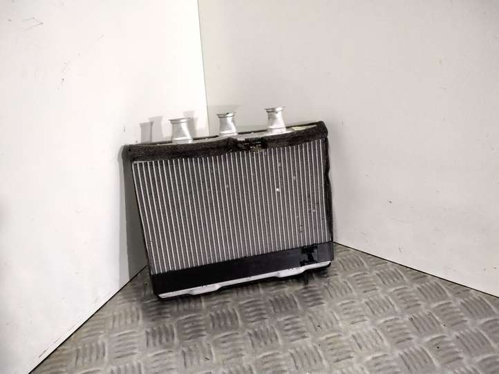 BMW 7 E65 E66 (2001 - 2008)  81562 Радиатор печки