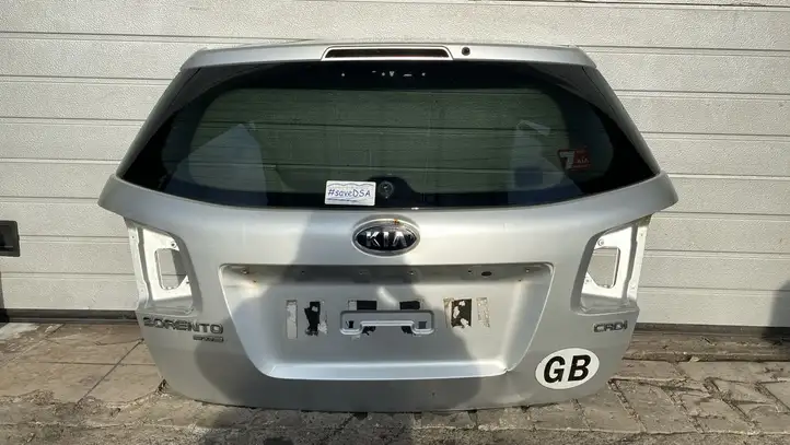 Kia Sorento (2009 - 2014) Крышка багажника — фото 1