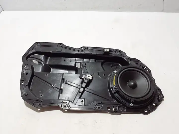 Land Rover Discovery Sport (2014 - 2019) FK7224767AC Механический стеклоподъемник задней двери — фото 1