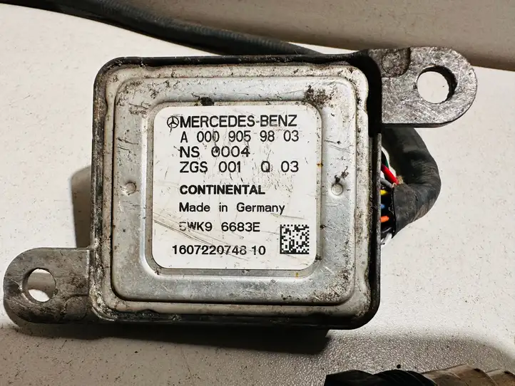 Mercedes-Benz S W222 (2013 - ) A0009059803 Лямбда-зонд — фото 1