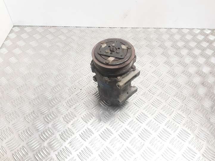 Volvo V50 (2004 - 2008)  6155904824 Компрессор (насос) кондиционера воздуха