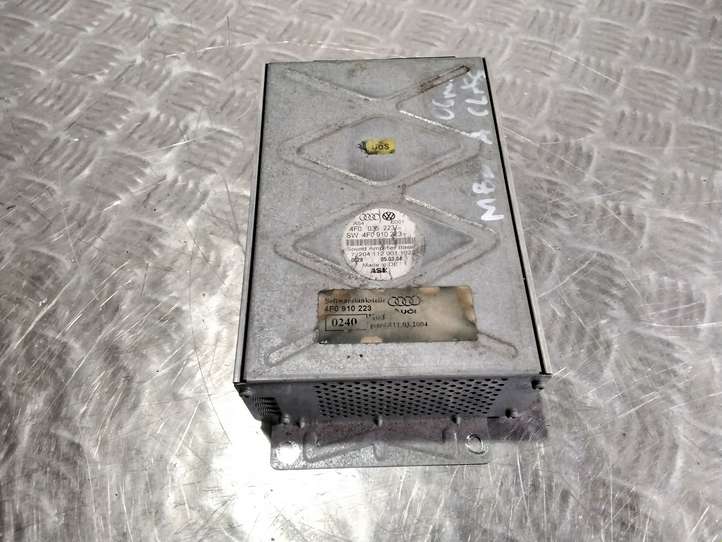 Audi A6 (2004 - 2008)  4F0910223 Звукоусилитель