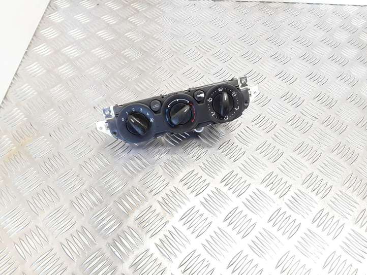 Ford Focus (2005 - 2008)  69607003 Блок управления кондиционера воздуха / климата/ печки (в салоне)