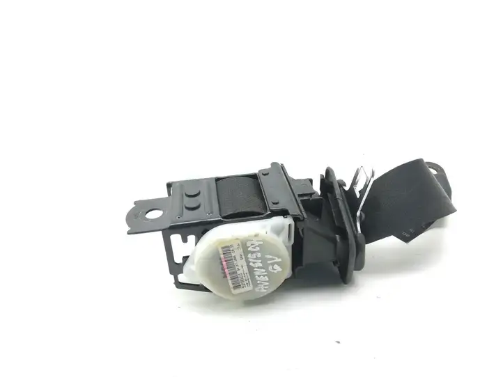 Toyota Avensis T250 (2006 - 2009) 7335005042 Центральный ремень безопасности — фото 1