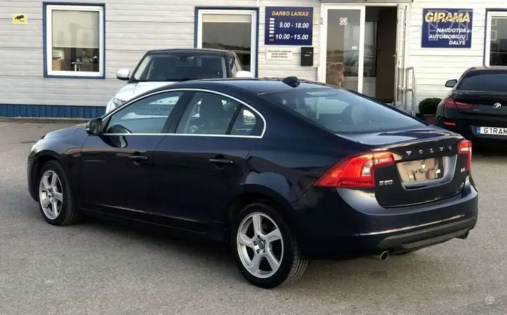 Volvo S60 (2010 - 2013) Крышка топливного бака — фото 5
