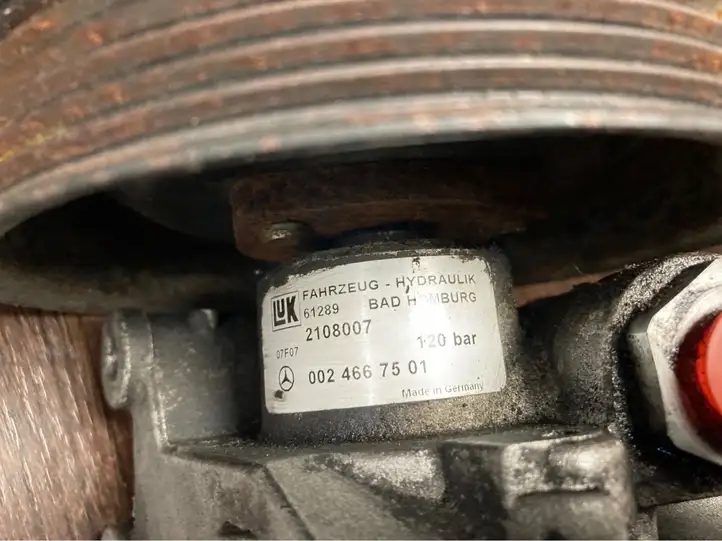 Mercedes-Benz Sprinter W901 W902 W903 W904 (1995 - 2007) 0024667501 Насос ГУР — фото 3