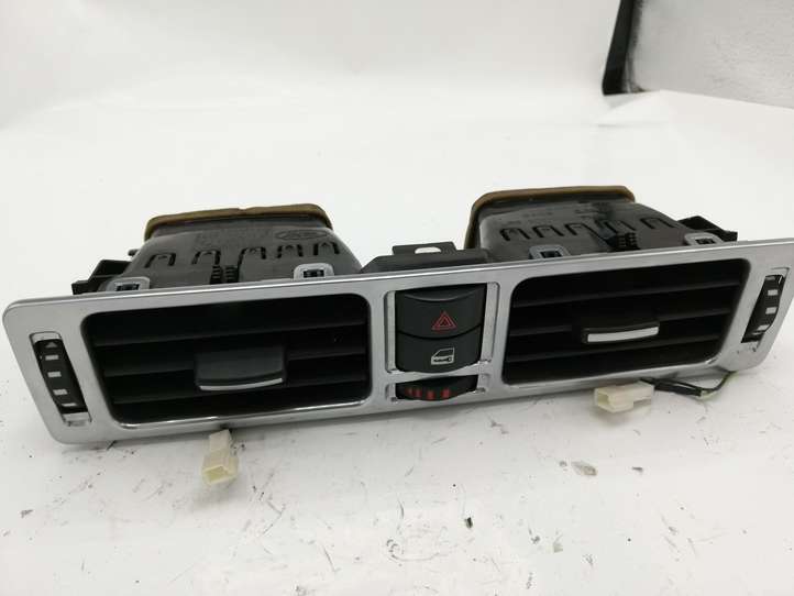 Land Rover Range Rover (2009 - 2012)  LRGJBD500240 Центральный дефлектор