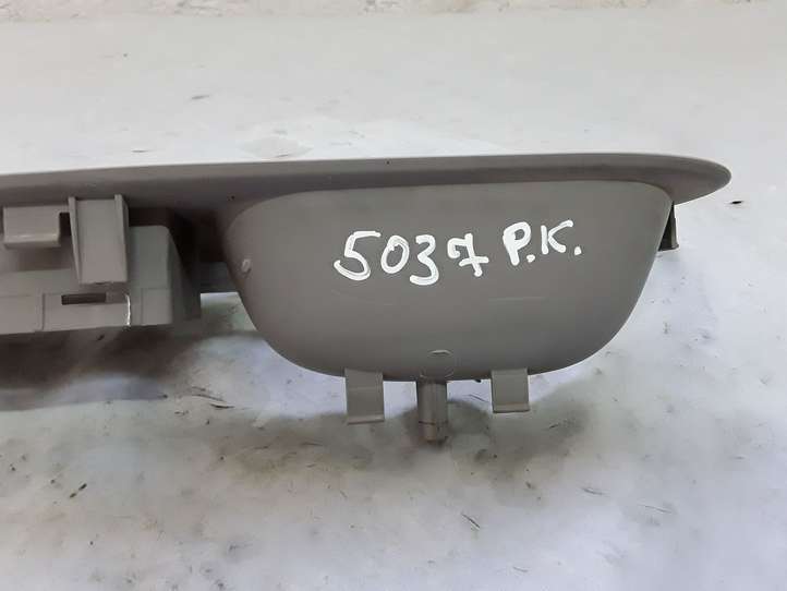 Volkswagen PASSAT B6 (2005 - 2010)  3C1867171B Отделка кнопок стеклоподъемника 