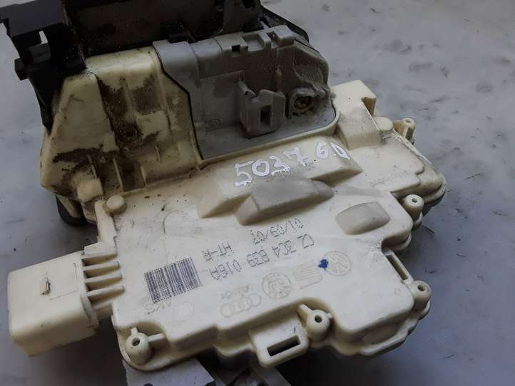 Volkswagen PASSAT B6 (2005 - 2010)  3C4839016A Замок задней двери