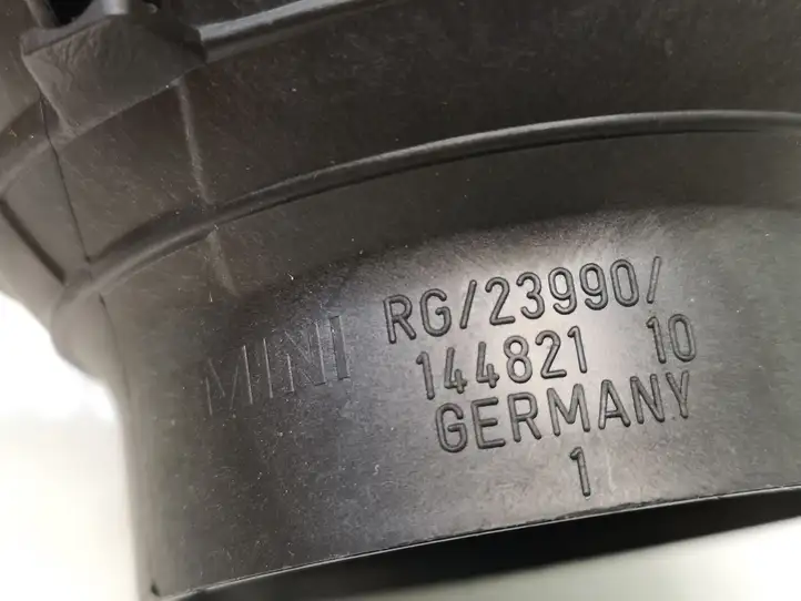 Mini One - Cooper Clubman R55 (2007 - 2014) S0481138A Боковой воздушный дефлектор — фото 3