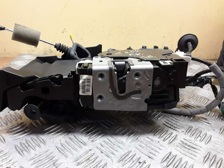 Mercedes-Benz C W204 (2007 - 2014)  A2047602134 Передняя звукоизоляция