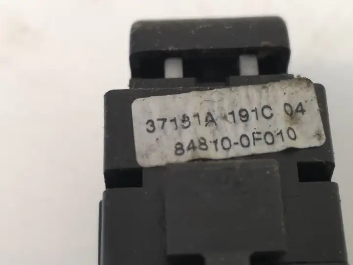 Toyota Corolla Verso E121 (2004 - 2007) 848100F010 Кнопка стеклоподъемников — фото 2