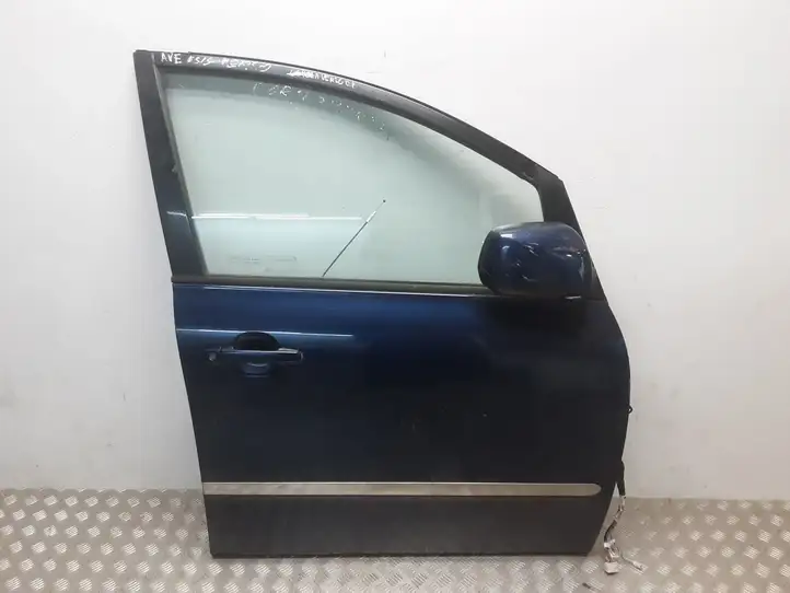 Toyota Avensis Verso (2001 - 2004) Дверь — фото 1